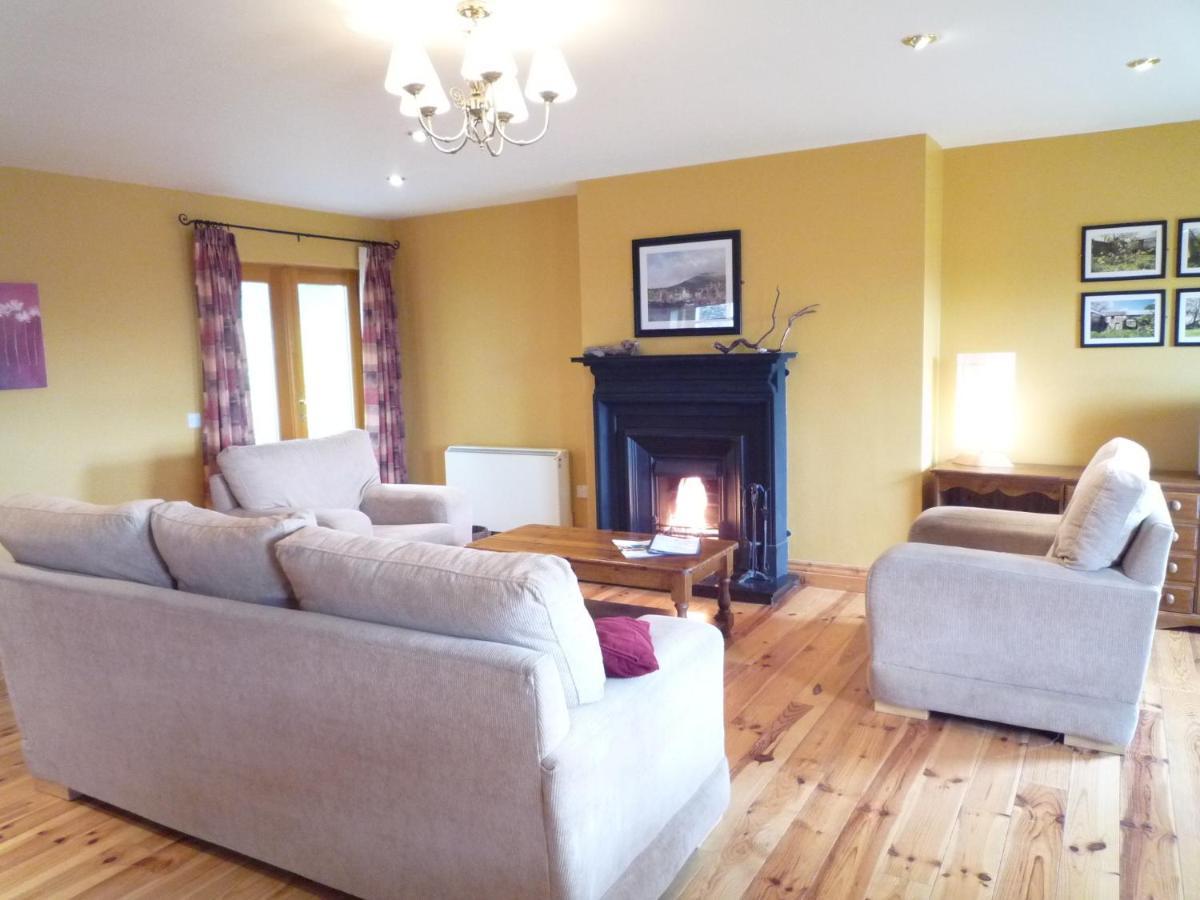 Dingle Courtyard Holiday Homes 3 Bed By Trident Holiday Homes Ruang foto