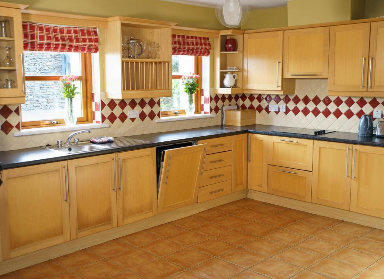 Dingle Courtyard Holiday Homes 3 Bed By Trident Holiday Homes Bagian luar foto