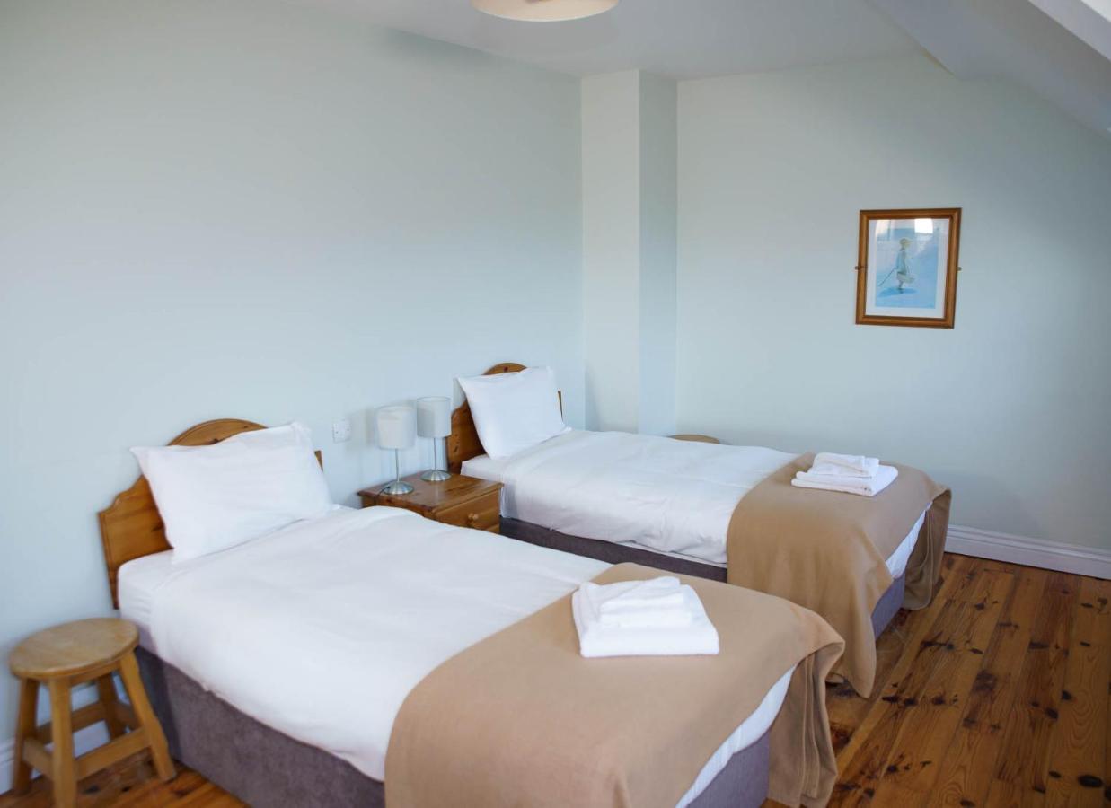 Dingle Courtyard Holiday Homes 3 Bed By Trident Holiday Homes Bagian luar foto