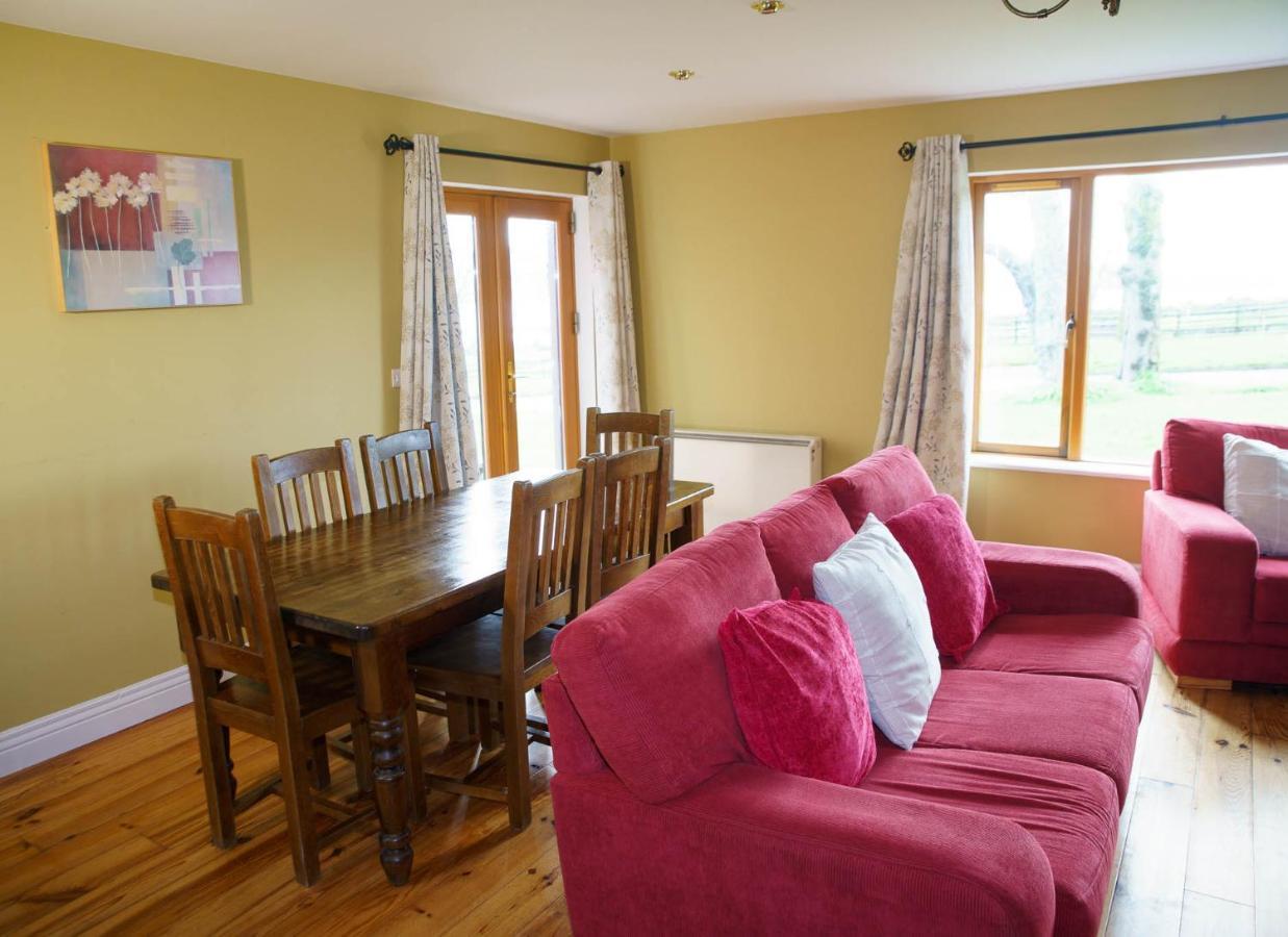 Dingle Courtyard Holiday Homes 3 Bed By Trident Holiday Homes Bagian luar foto