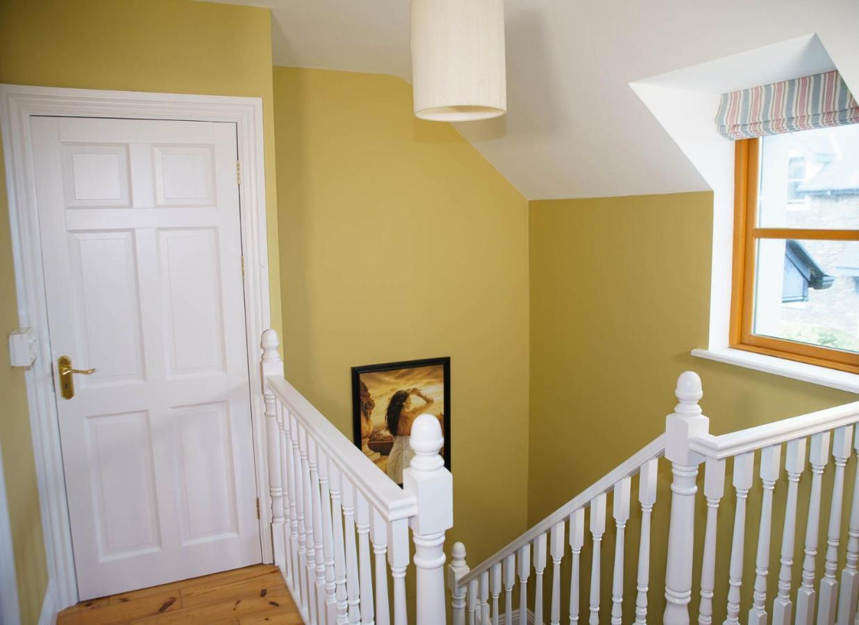 Dingle Courtyard Holiday Homes 3 Bed By Trident Holiday Homes Bagian luar foto