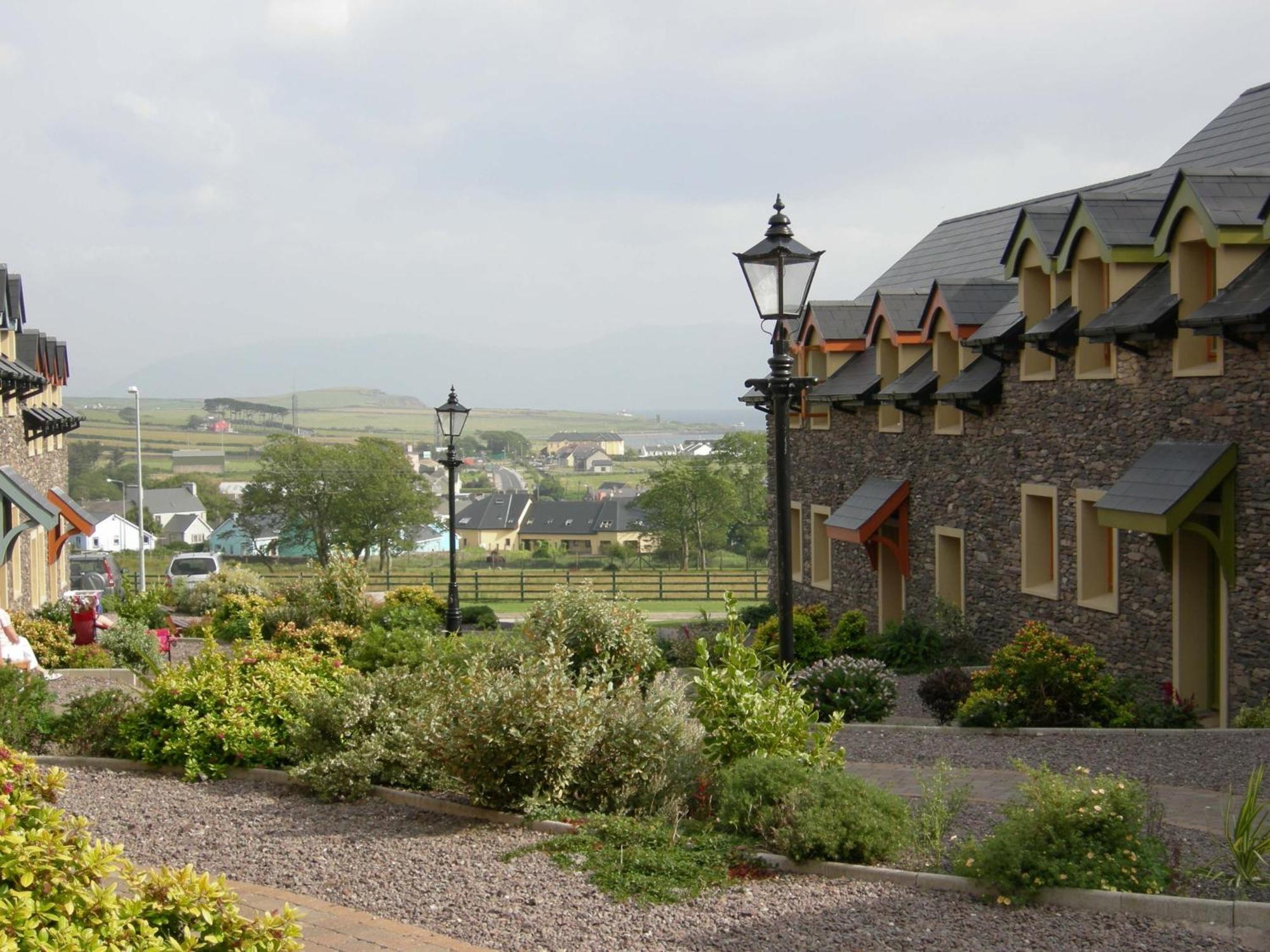 Dingle Courtyard Holiday Homes 3 Bed By Trident Holiday Homes Ruang foto
