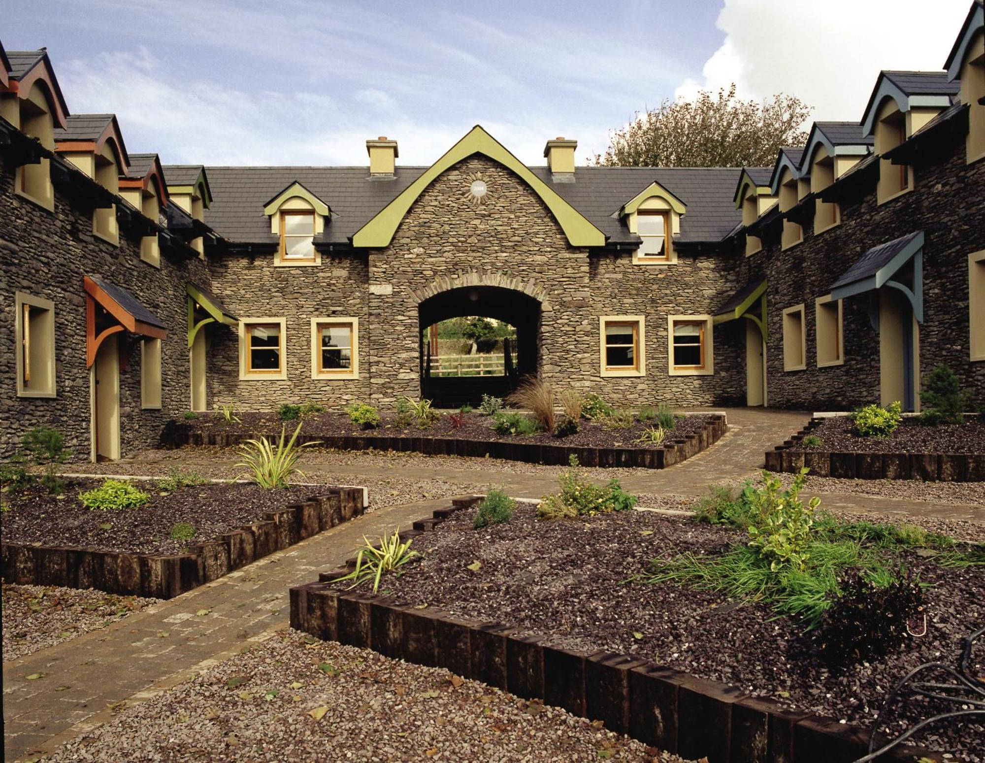 Dingle Courtyard Holiday Homes 3 Bed By Trident Holiday Homes Ruang foto